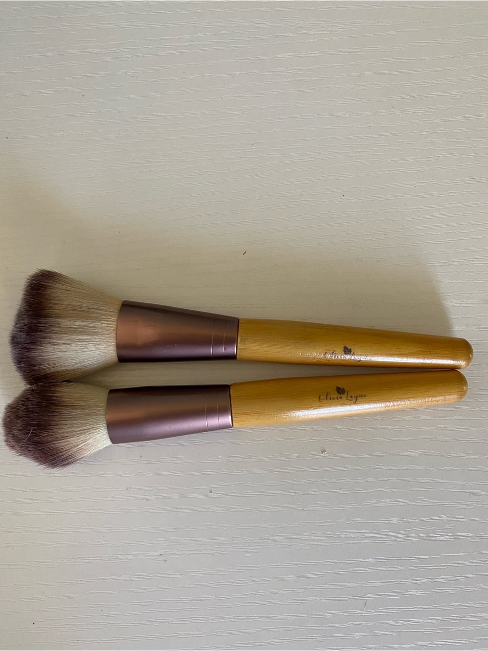Olivia layne Bamboo Handle Powder Brush - Brown Bristles new without tags